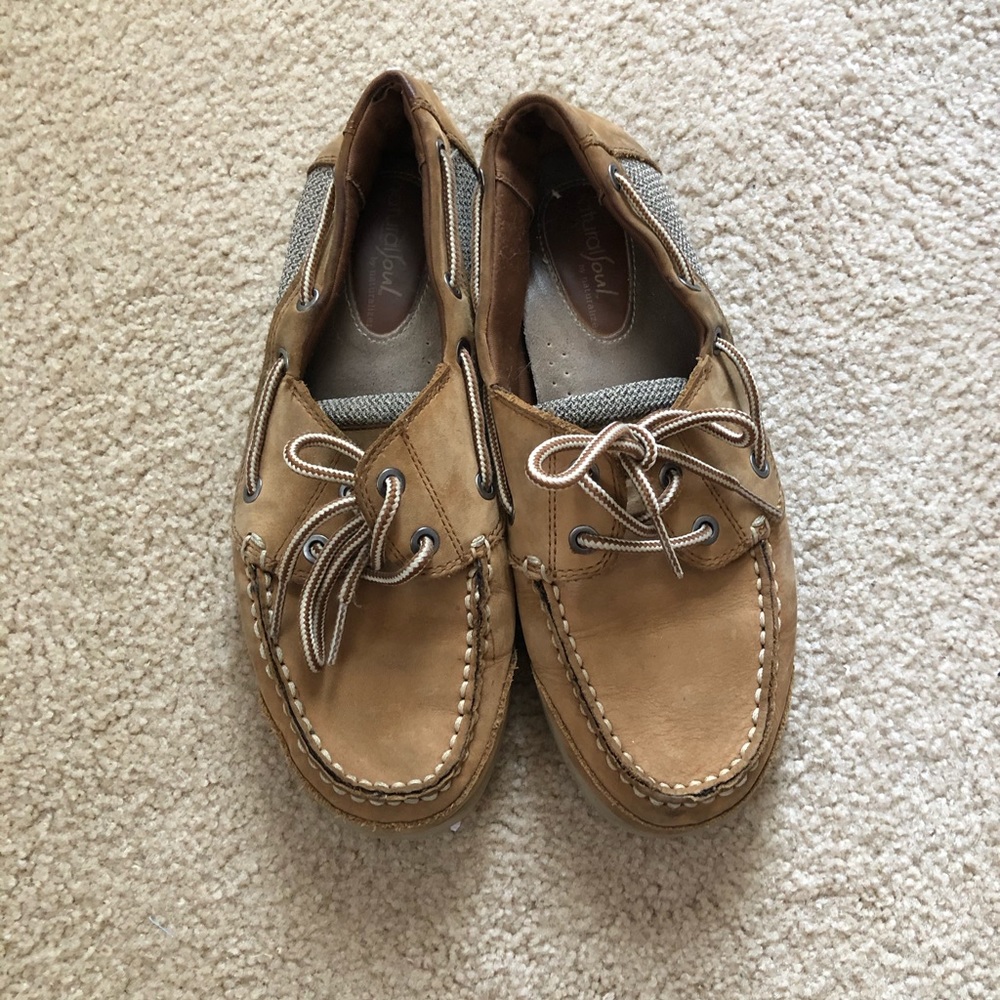 Off brand sperrys